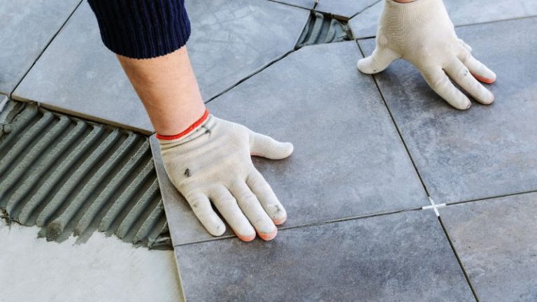 Melbourne Tile Grouting & Regrouting Experts | Shower Resealing